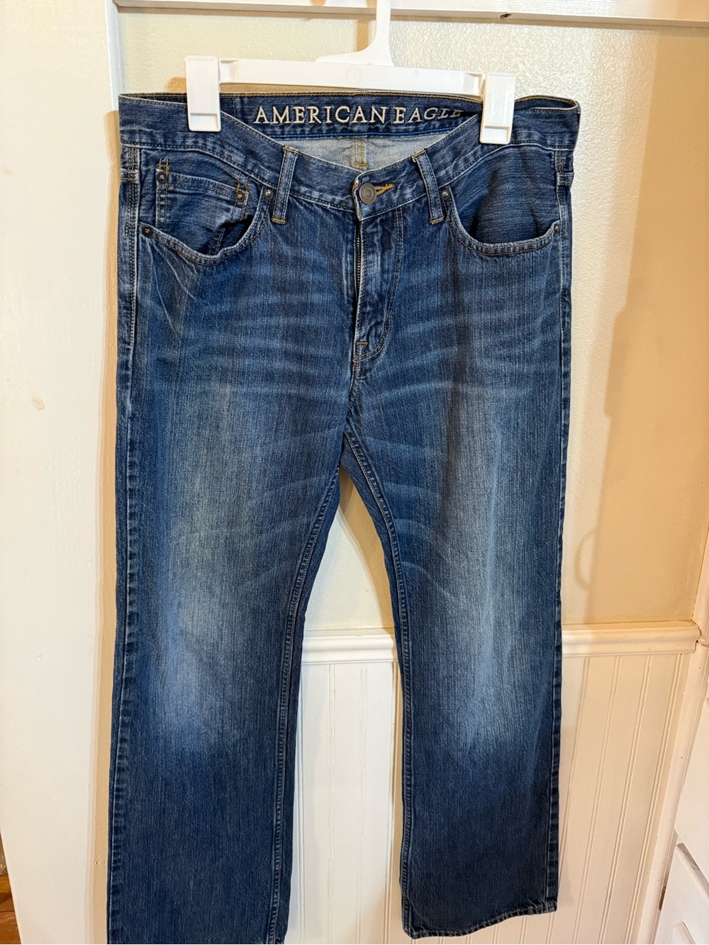 American Eagle Outfitters Men's Medium Blue Straight Jeans